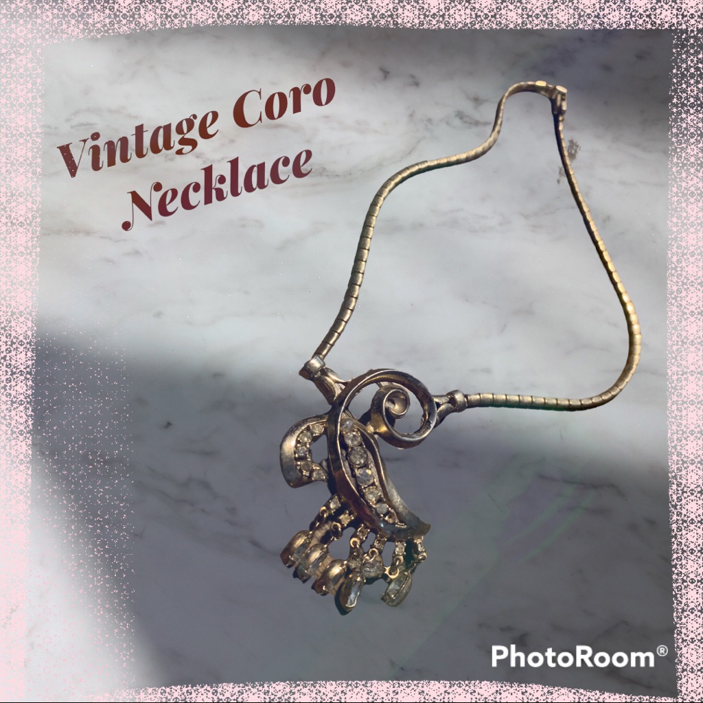 Gorgeous Vintage Coro Necklace 30$